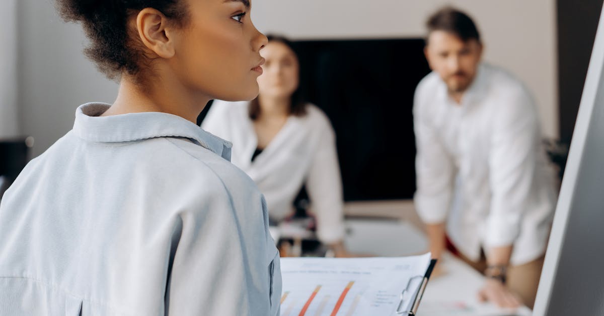 趣约会实名账号:流量卡与智能化家居的搭配使用