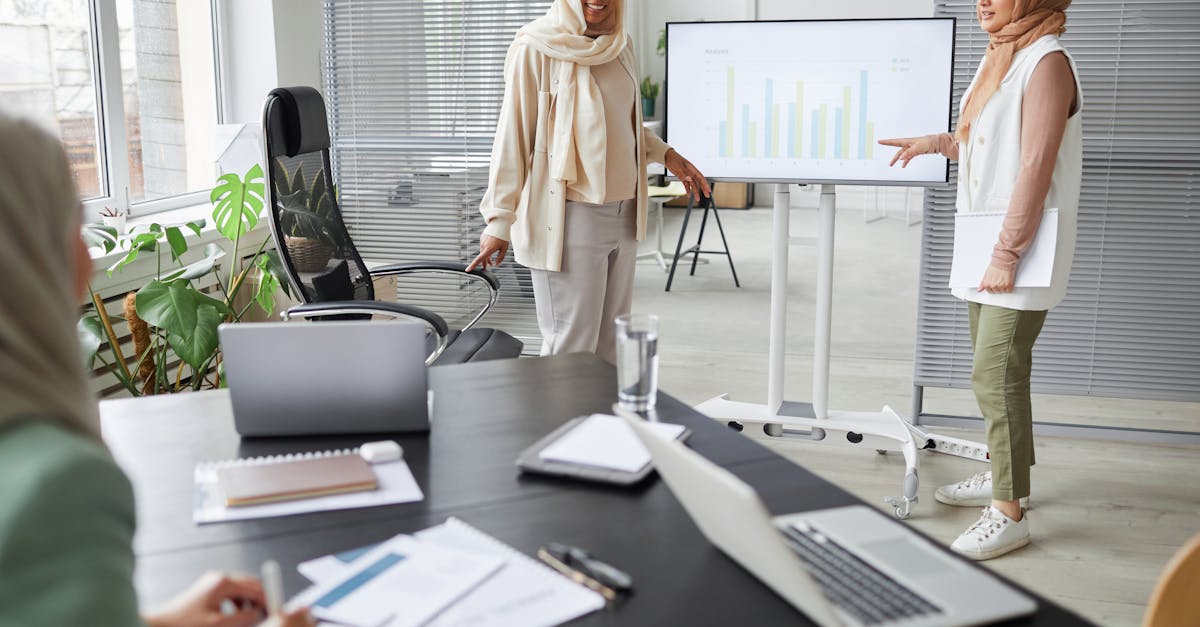 纯流量卡免实名：游戏代理平台日结