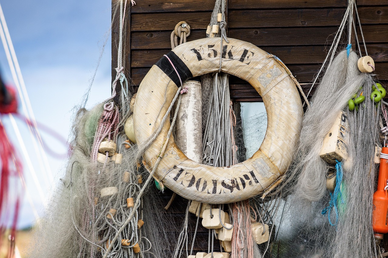 稳定的双语服务团队上家：老物件购买平台