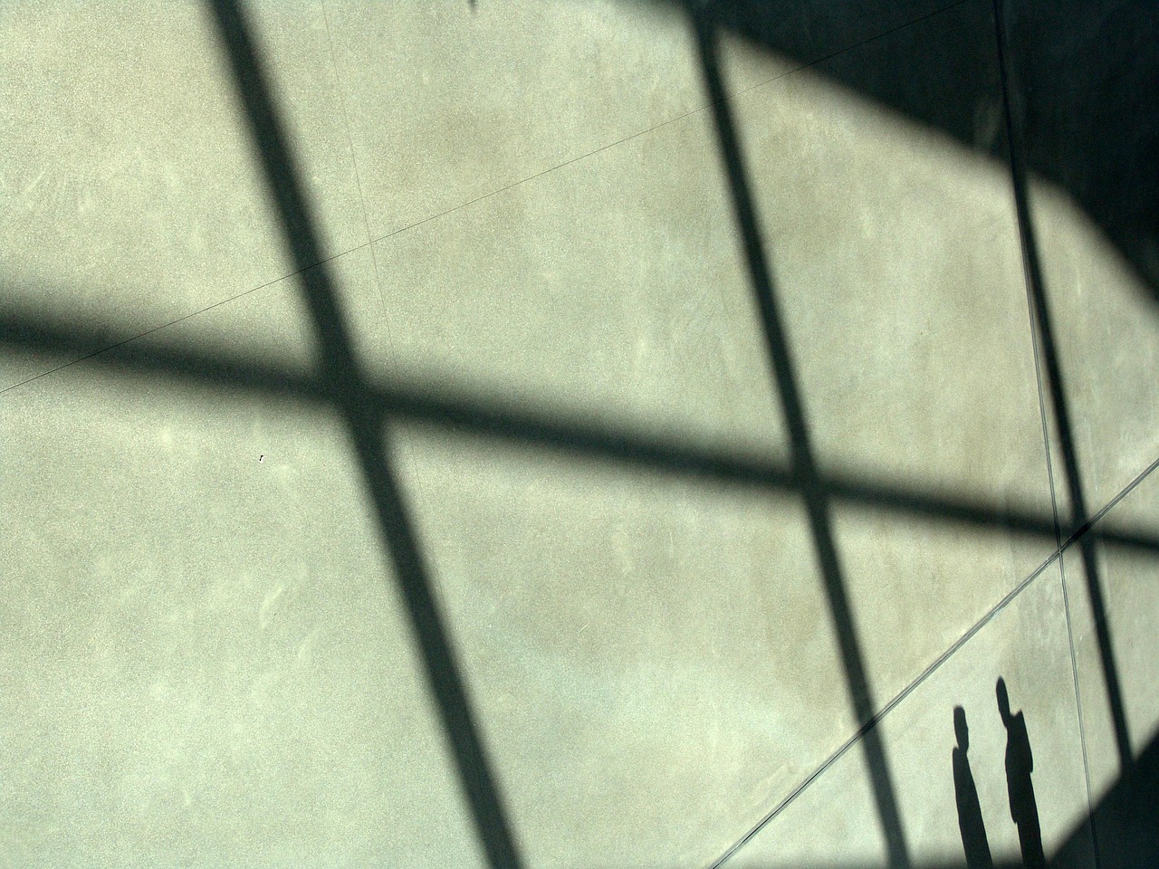 野草云实名账号：如何在屏幕上显示长短信？